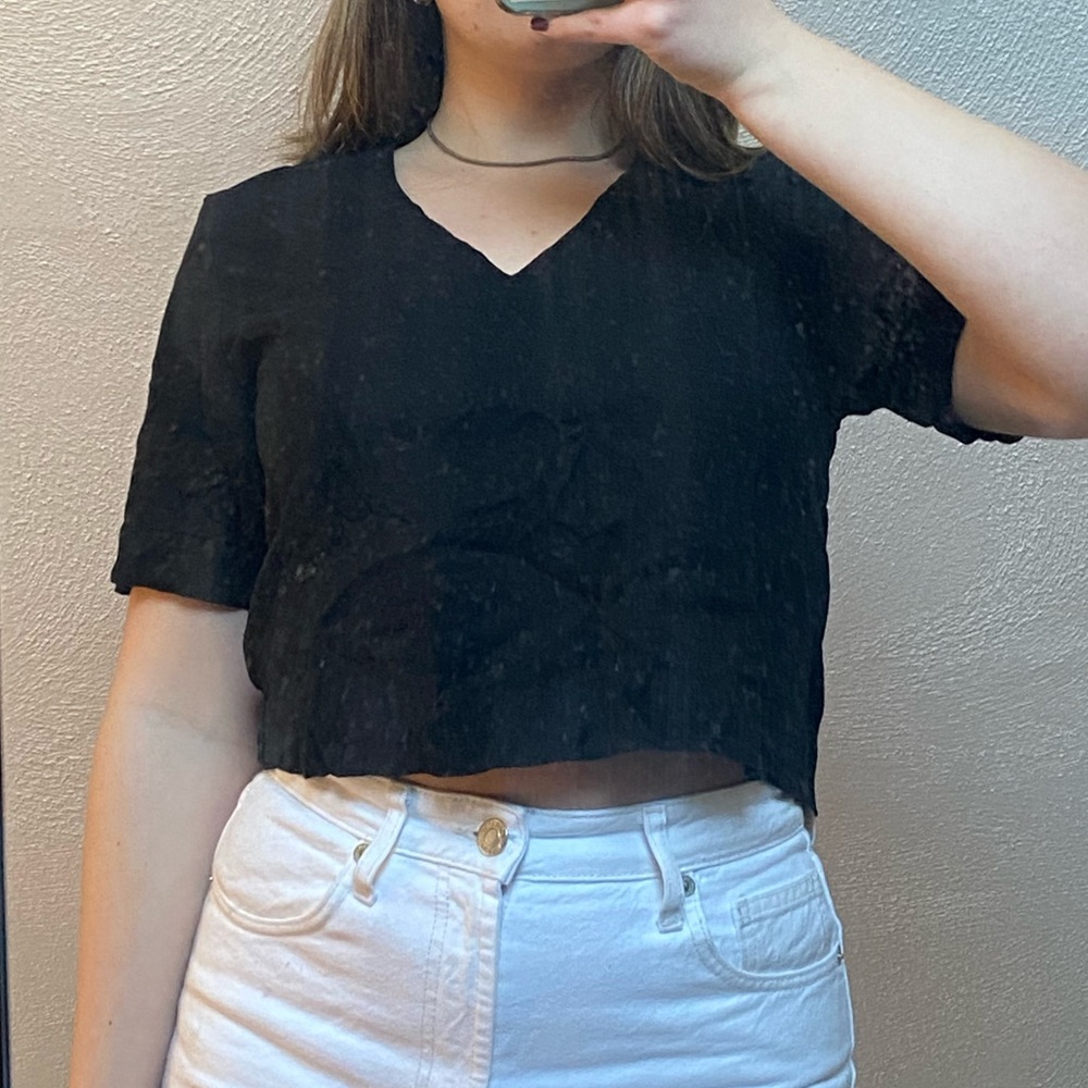 Linen V-Neck shirt